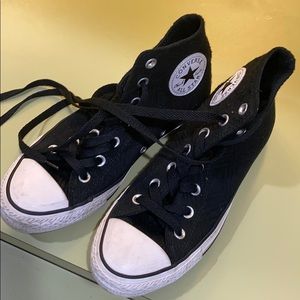 Women’s black diamond fabric Converse